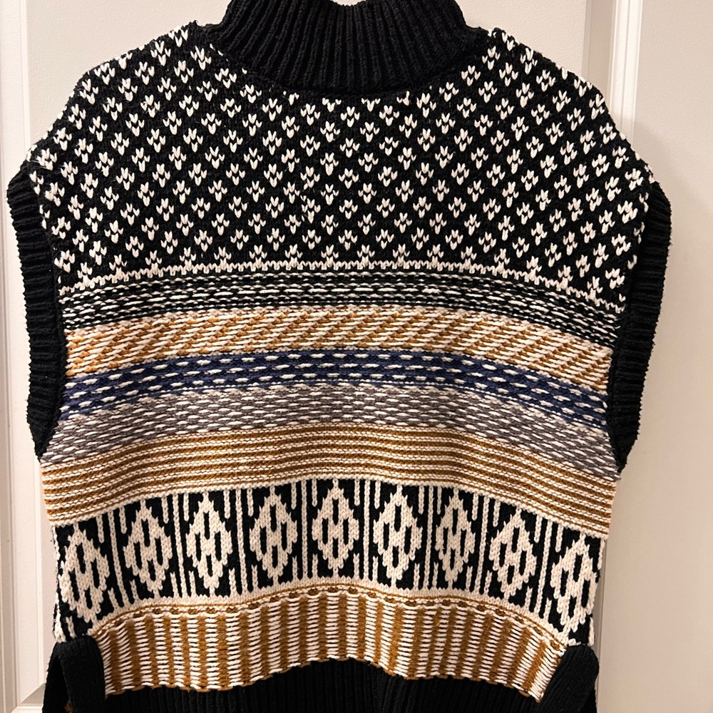 Chic Marled Cowl Neck Sweater - Black, Gold, White